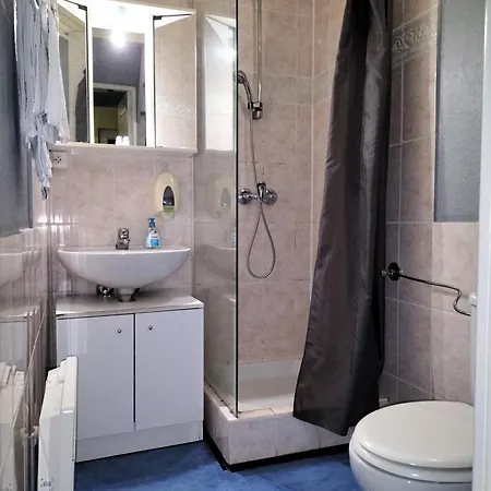 Aparthotel Les Acacias Courte Et Longue Duree *